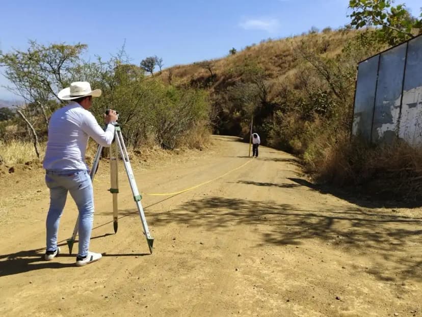 Proyecto Levantamiento Topográfico